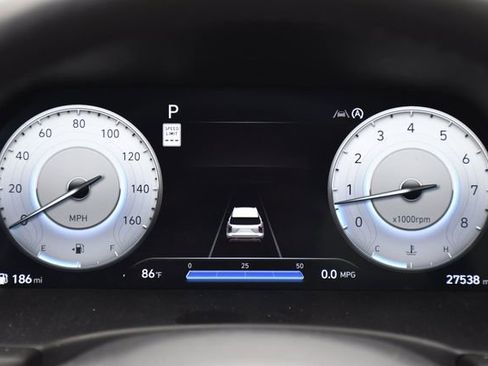 Used 2024 Hyundai Palisade Limited FWD image 10