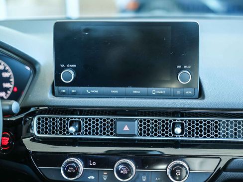 Certified 2023 Honda Civic LX image 18