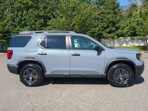 Used 2026 Honda Passport RTL image 3