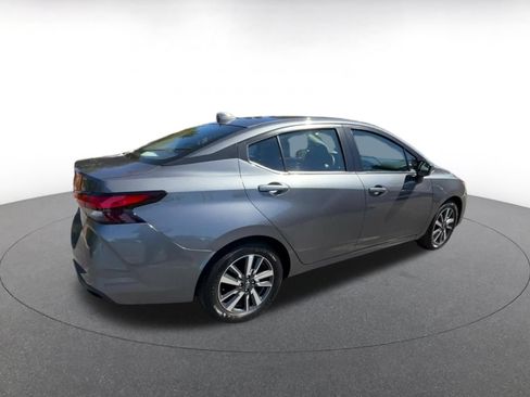 Used 2025 Nissan Versa SV FWD image 14