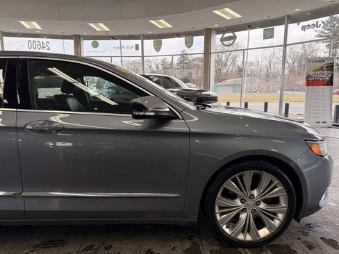 Used 2017 Chevrolet Impala Premier w/ Enhanced Convenience Package image 5