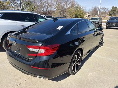 Used 2022 Honda Accord Sport image 3