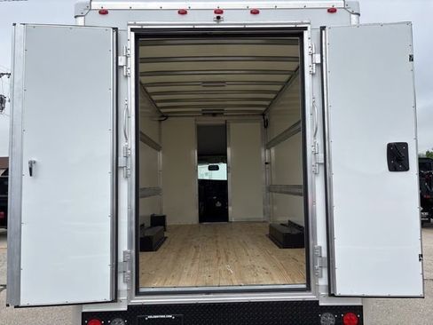 New 2024 Chevrolet Express 3500 w/ Power Convenience Package RWD image 12