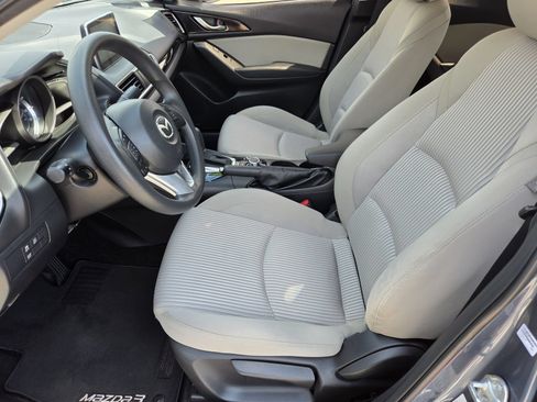 Used 2016 MAZDA MAZDA3 i Sport w/ Preferred Equipment Package FWD image 14