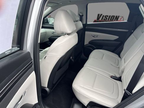 Used 2023 Hyundai Tucson SEL w/ Convenience Package image 10