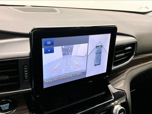 Used 2022 Ford Explorer Limited RWD image 27
