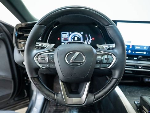 Used 2024 Lexus RX 350h image 18