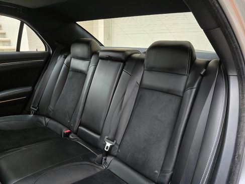 Used 2012 Chrysler 300 SRT8 w/ 19-Premium Speaker Group image 85