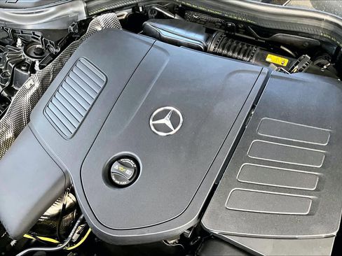 New 2026 Mercedes-Benz GLC 300 image 19