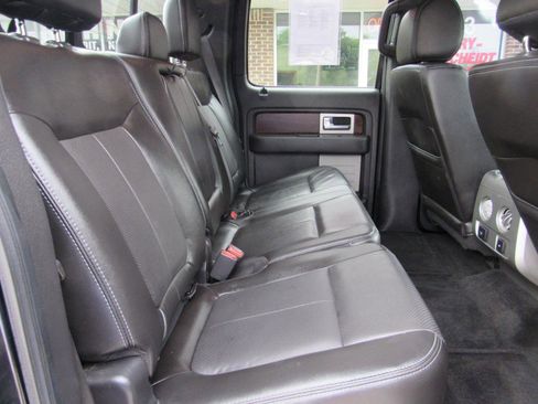 Used 2014 Ford F150 Lariat w/ Lariat Chrome Package AWD/4WD image 41