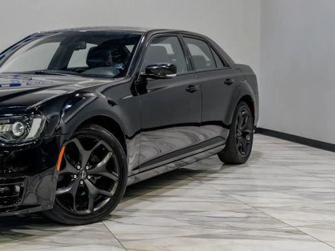 Used 2021 Chrysler 300 S RWD image 7