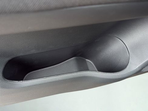 New 2026 Nissan Kicks S image 19