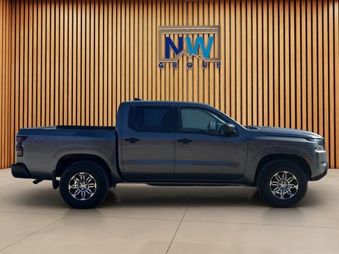 Used 2022 Nissan Frontier S image 27