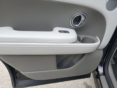 Used 2026 Hyundai Palisade SEL FWD image 14
