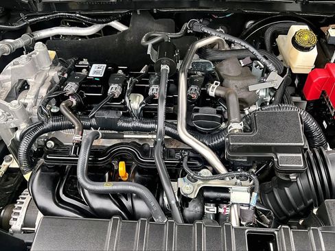 Certified 2025 Nissan Kicks S image 32