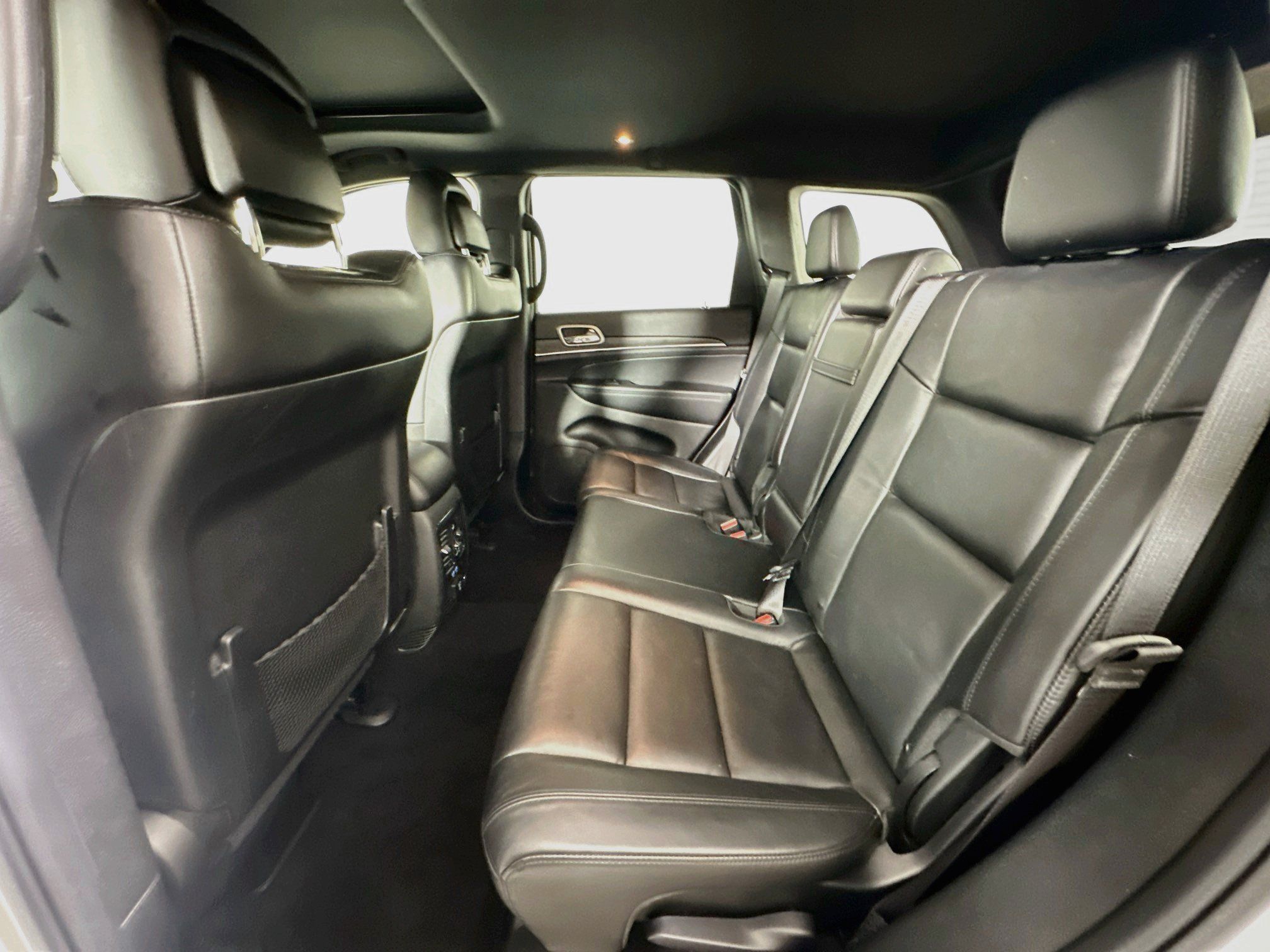 Used 2021 Jeep Grand Cherokee Limited AWD/4WD image 28