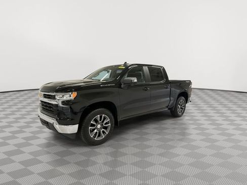 Certified 2025 Chevrolet Silverado 1500 LT AWD/4WD image 5