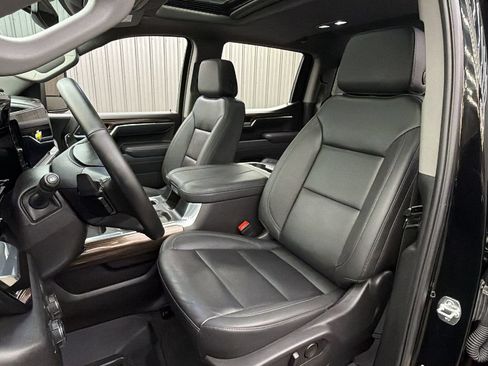 Used 2025 Chevrolet Silverado 1500 LT Trail Boss w/ Convenience Package II AWD/4WD image 20