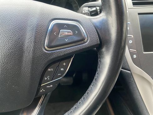 Used 2016 Lincoln MKZ Base 4dr Sedan w/ Equipment Group 200A Select image 23