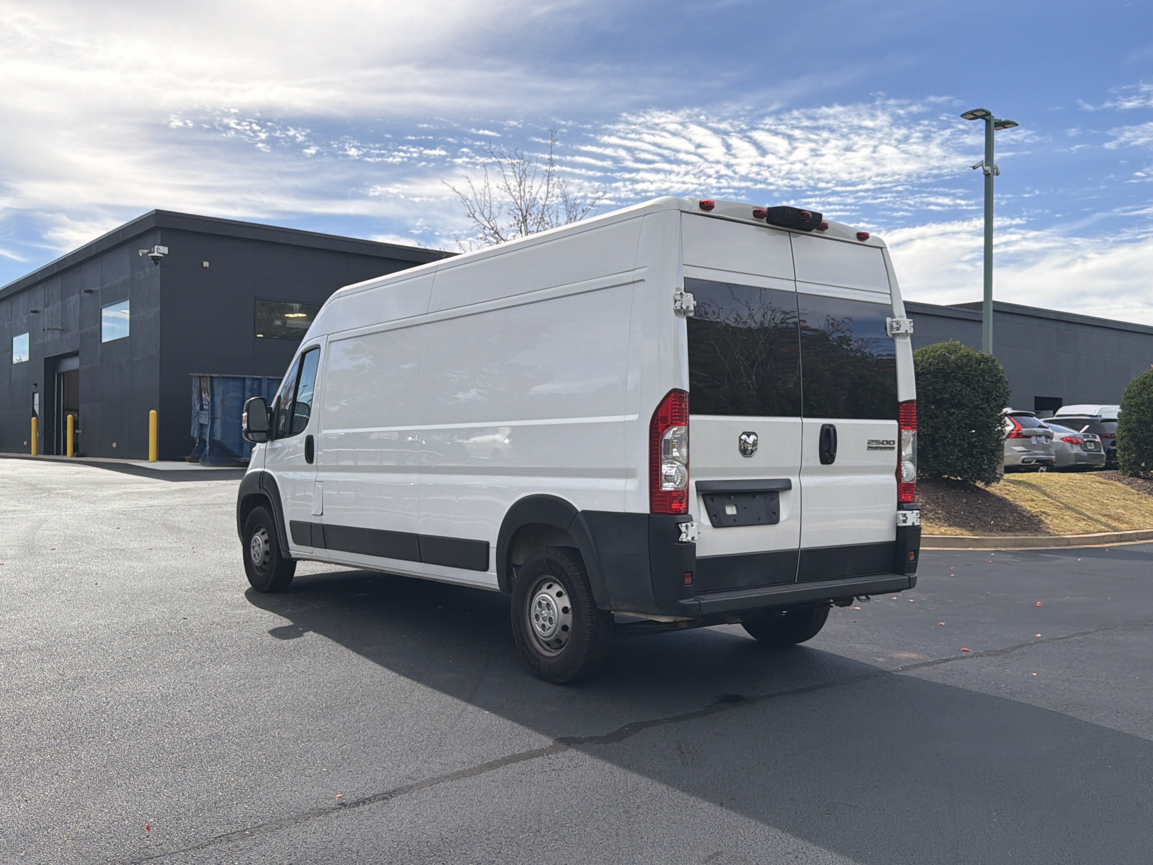 Used 2023 RAM ProMaster 2500 FWD image 11