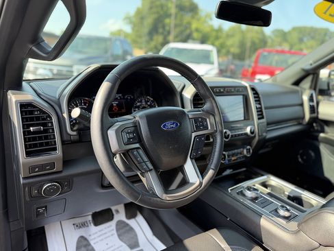 Used 2021 Ford Expedition XLT AWD/4WD image 15