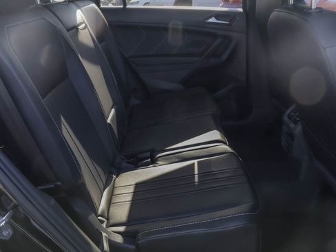 Certified 2024 Volkswagen Tiguan SE R-Line image 32