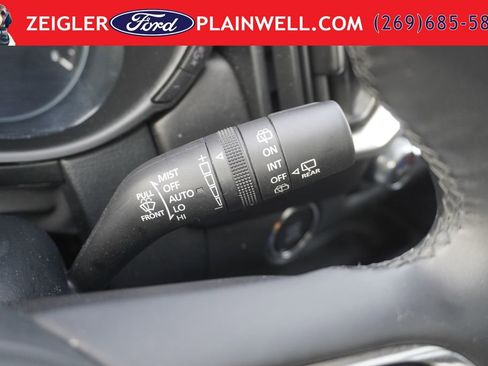 Used 2025 MAZDA CX-50 AWD 2.5 S w/ Premium Plus Pkg image 28