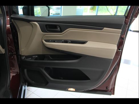 Used 2020 Honda Odyssey EX-L image 23