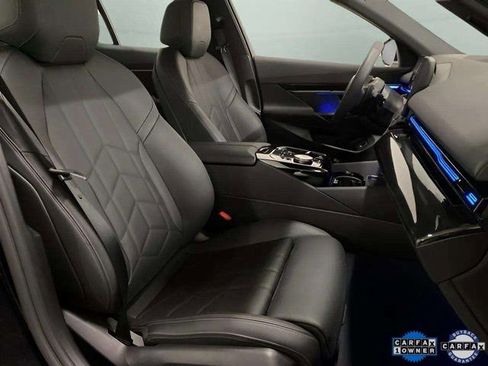 Used 2025 BMW 530i xDrive image 73