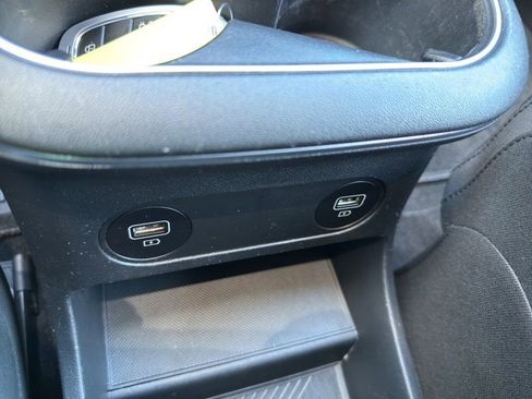 Used 2022 Hyundai Ioniq 5 SE image 31