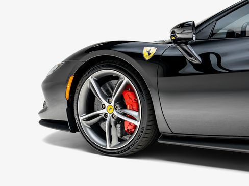 Used 2024 Ferrari 296 GTS RWD image 19