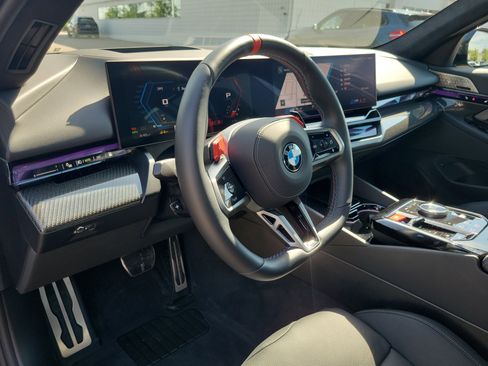 Certified 2026 BMW M5 w/ Executive Package AWD/4WD image 10