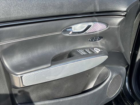 Used 2025 Genesis GV70 3.5T Sport image 18