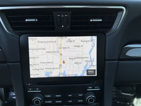 Certified 2017 Porsche 911 Turbo S image 23