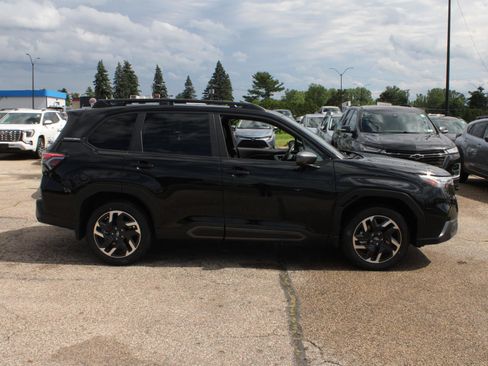 New 2026 Subaru Forester Limited AWD/4WD image 4