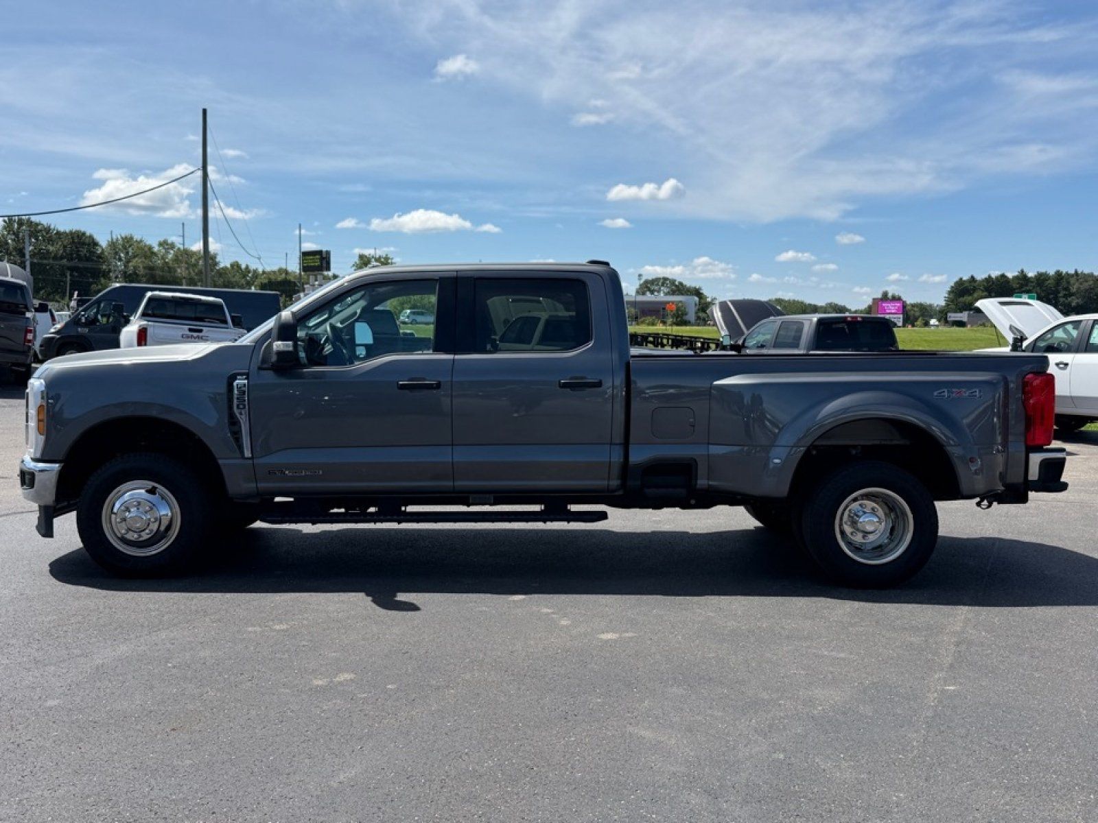 Used 2026 Ford F350 XLT AWD/4WD image 5