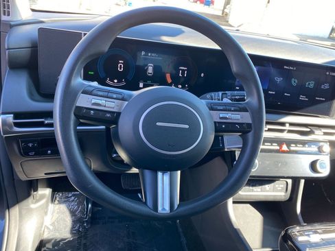 Used 2025 Hyundai Tucson Blue image 28