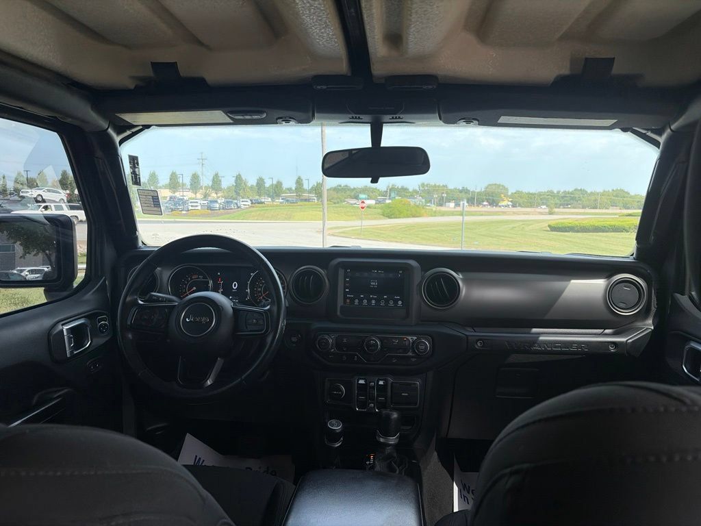 Used 2018 Jeep Wrangler Unlimited Sport S AWD/4WD image 31