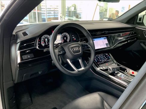Used 2021 Audi Q8 Premium Plus w/ Premium Plus Package AWD/4WD image 2