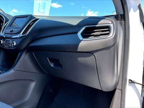 Used 2023 Chevrolet Equinox LT FWD image 13