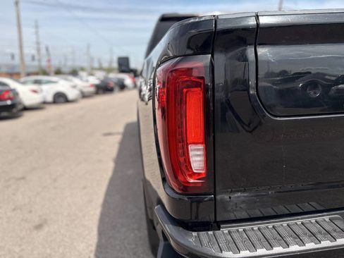 Used 2021 GMC Sierra 2500 Denali w/ Denali Ultimate Package image 25