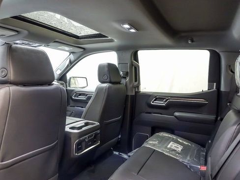 New 2026 Chevrolet Silverado 1500 LTZ w/ LTZ Premium Package image 16