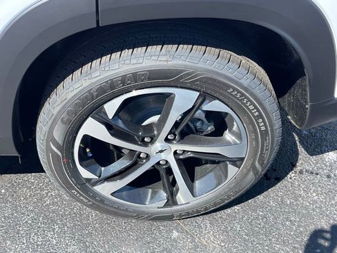 New 2026 Chevrolet Trax RS w/ Driver Confidence Package image 6