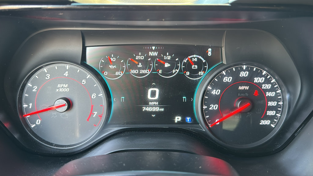 Used 2018 Chevrolet Camaro SS RWD image 24