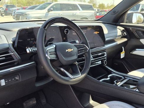 New 2026 Chevrolet Traverse High Country AWD/4WD image 14