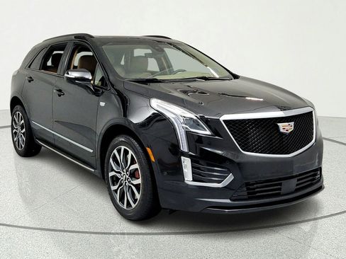 Certified 2022 Cadillac XT5 Sportv w/ Platinum Package AWD/4WD image 7