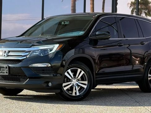 Used 2017 Honda Pilot EX-L image 2