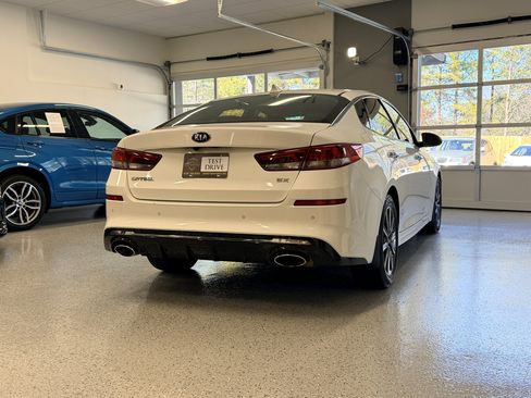 Used 2019 Kia Optima EX image 8