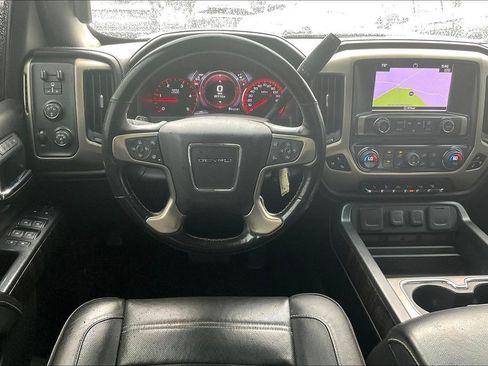 Used 2016 GMC Sierra 3500 Denali w/ Duramax Plus Package image 9