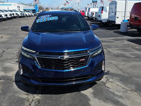 Certified 2023 Chevrolet Equinox RS w/ LPO, Floor Liner Package FWD image 3